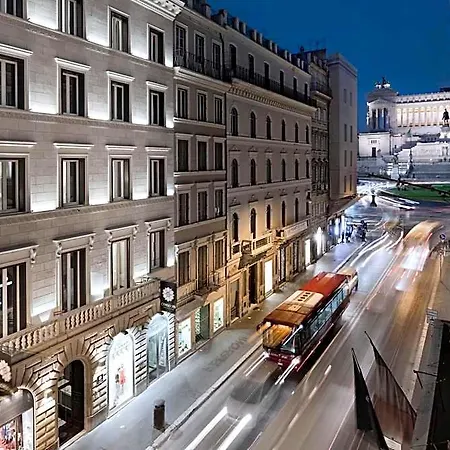 أجنحة Corso 281 الفاخرة 5* روما