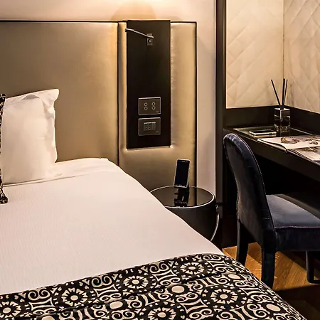 أجنحة Corso 281 الفاخرة 5*