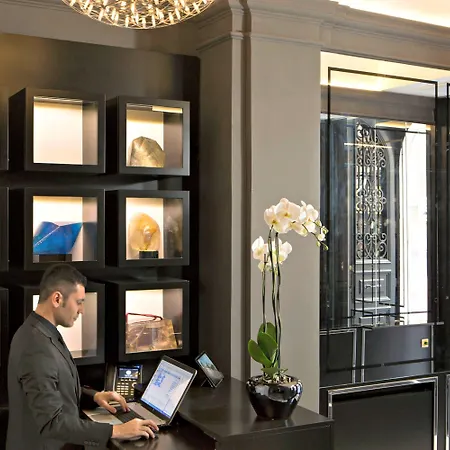 أجنحة Corso 281 الفاخرة 5* روما